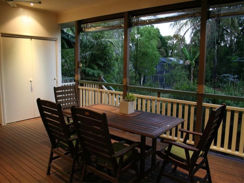 56 William Terrace, Oxley QLD 4075