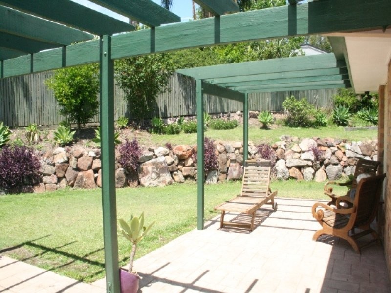 Seventeen Mile Rocks QLD 4073