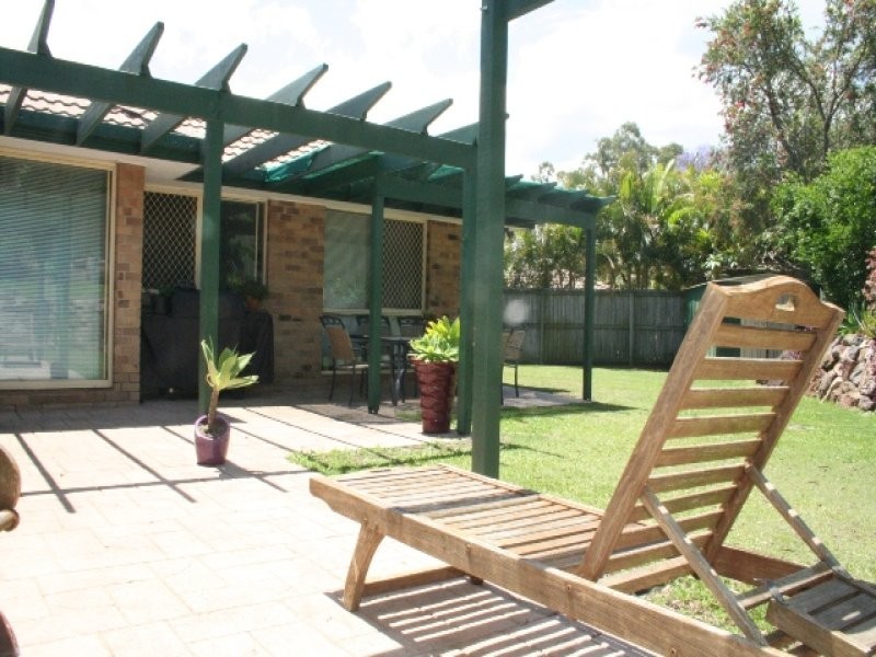 Seventeen Mile Rocks QLD 4073