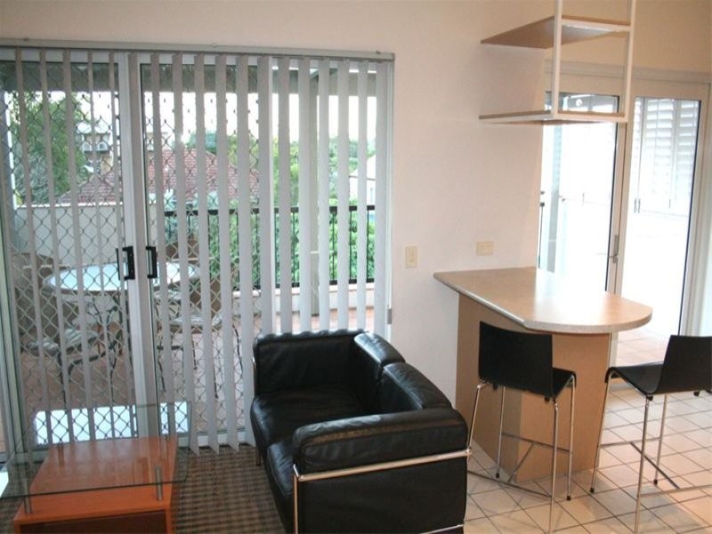 Unit 28/32 Lissner Street, Toowong QLD 4066
