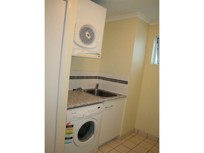 Unit 28/32 Lissner Street, Toowong QLD 4066