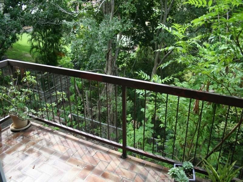 Indooroopilly QLD 4068