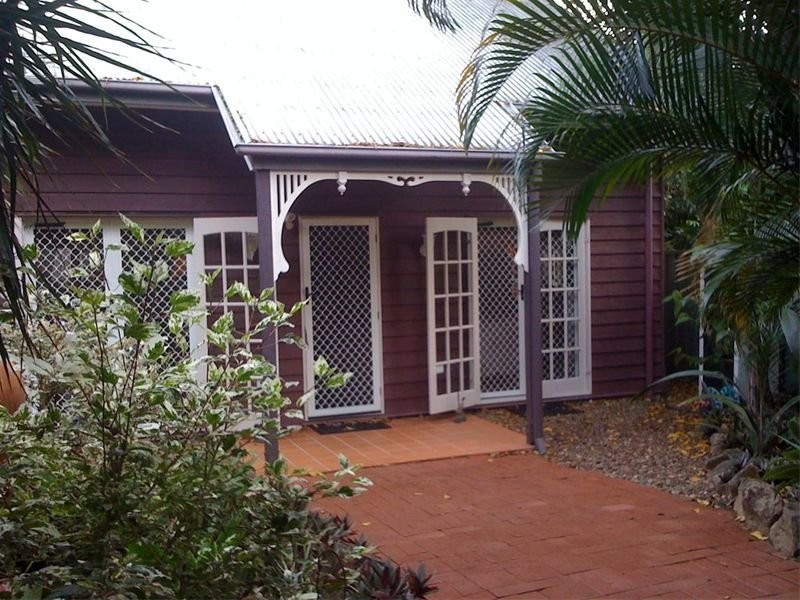 Seventeen Mile Rocks QLD 4073