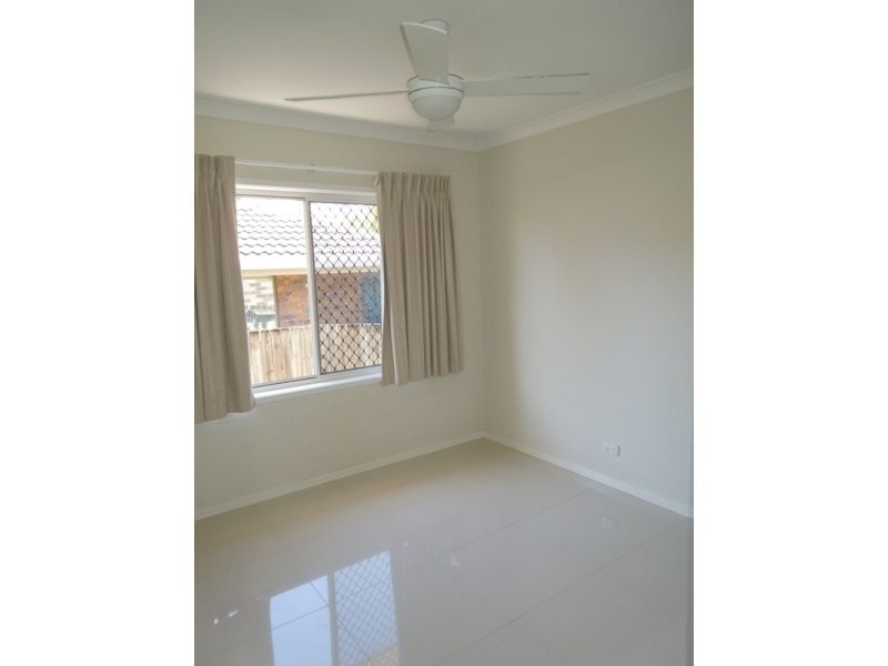 4B Prestwick Street, Oxley QLD 4075