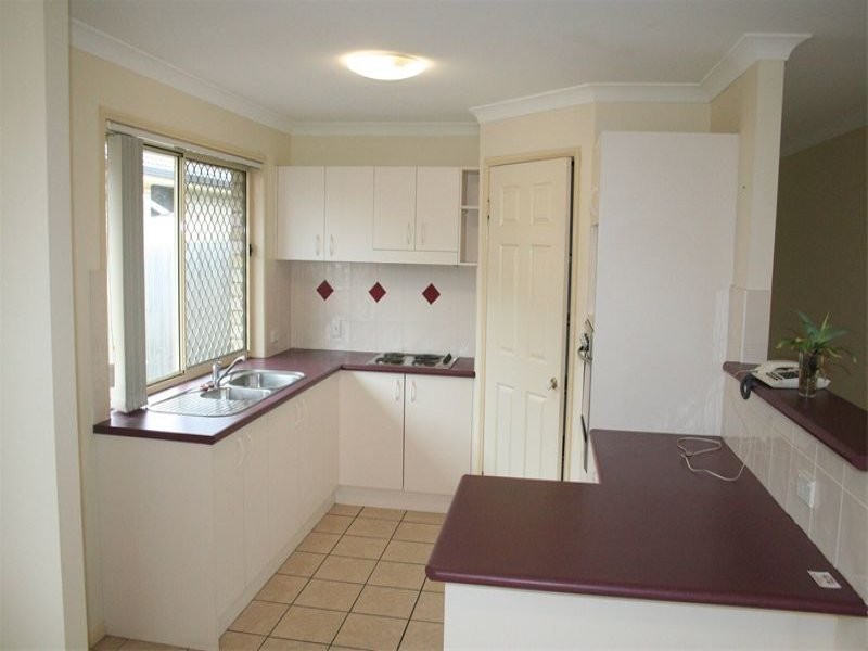 48 Gleneagles Crescent, Oxley QLD 4075