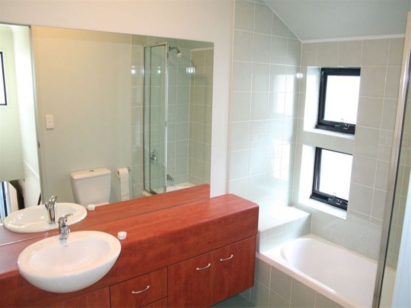 78 Beatrice Street, Taringa QLD 4068