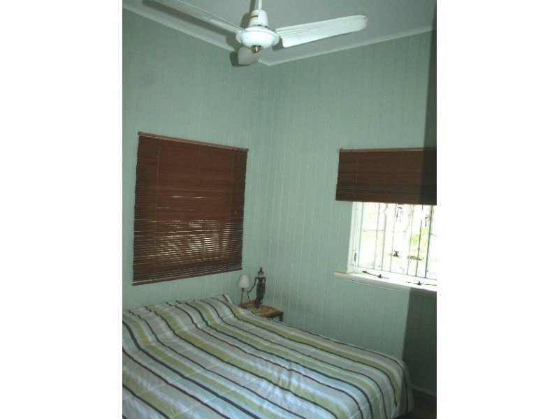 31 Dennis Street, Indooroopilly QLD 4068