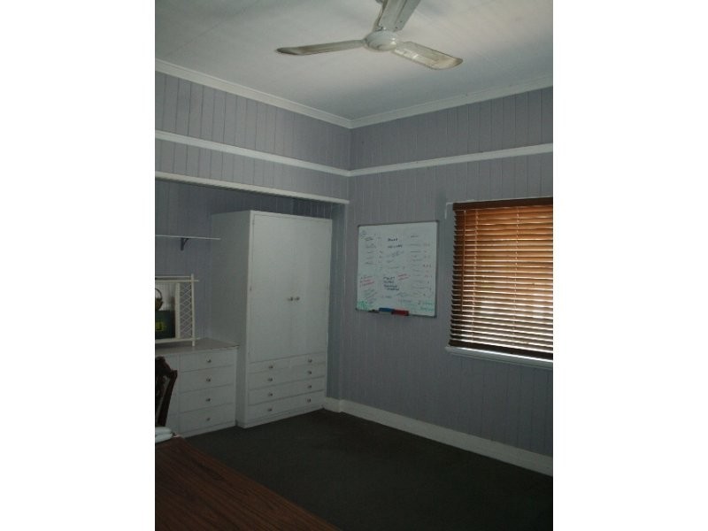 31 Dennis Street, Indooroopilly QLD 4068