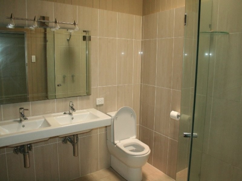 31 Dennis Street, Indooroopilly QLD 4068