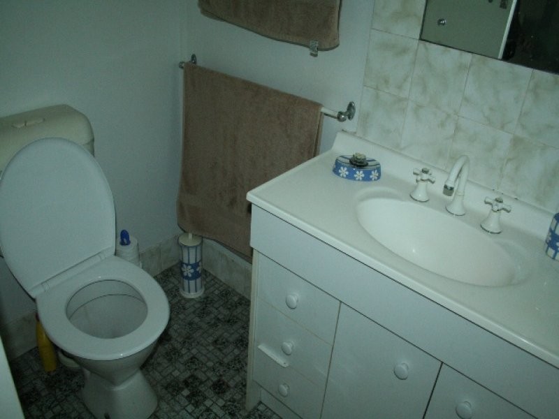 31 Dennis Street, Indooroopilly QLD 4068