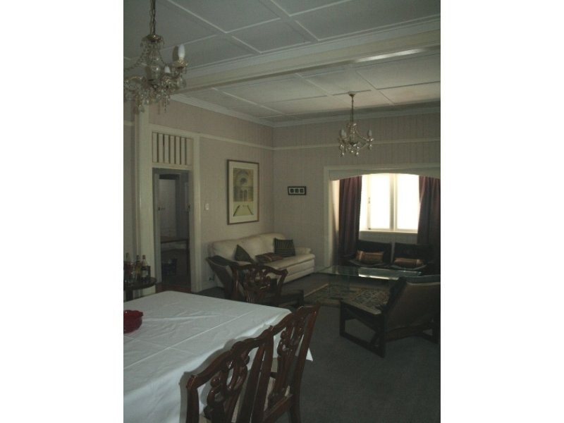 31 Dennis Street, Indooroopilly QLD 4068