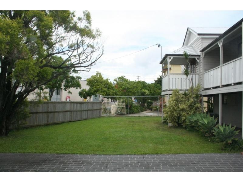 Woolloongabba QLD 4102