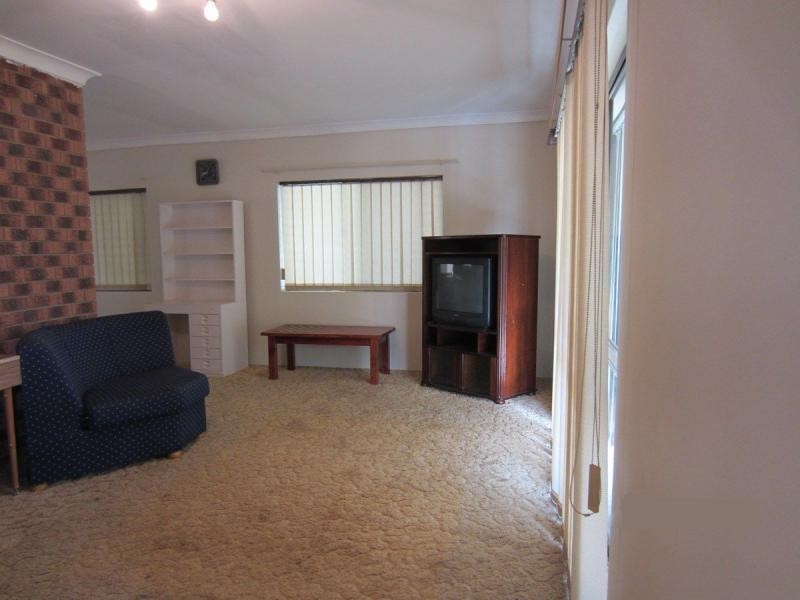 Durack QLD 4077