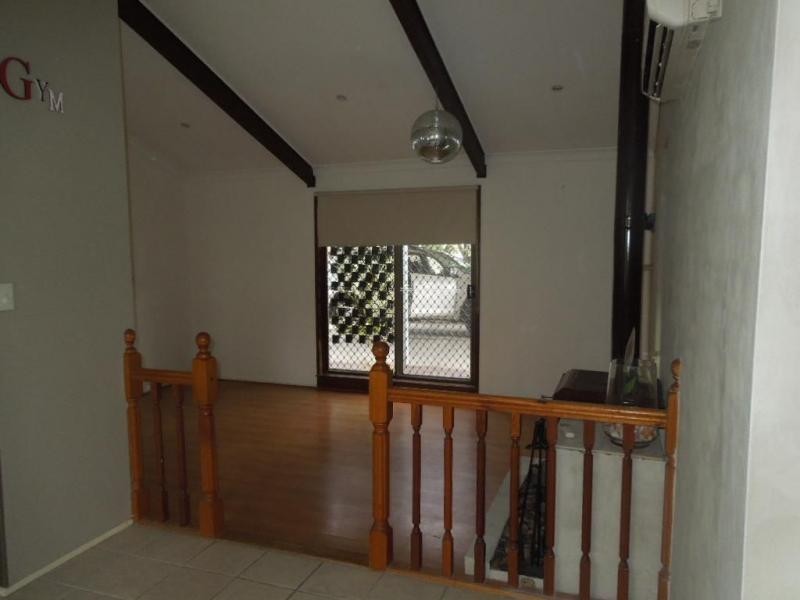 Durack QLD 4077