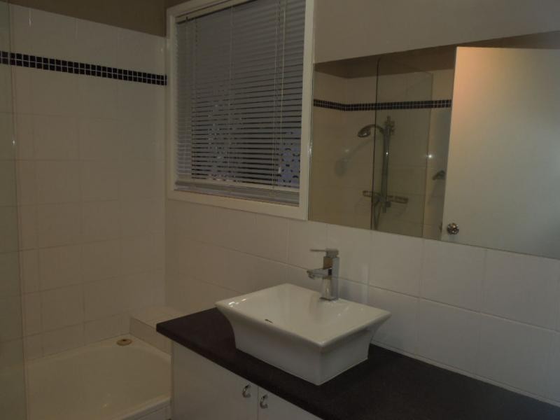 Durack QLD 4077