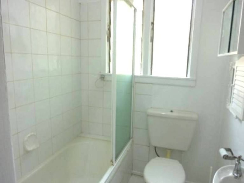 Oxley QLD 4075