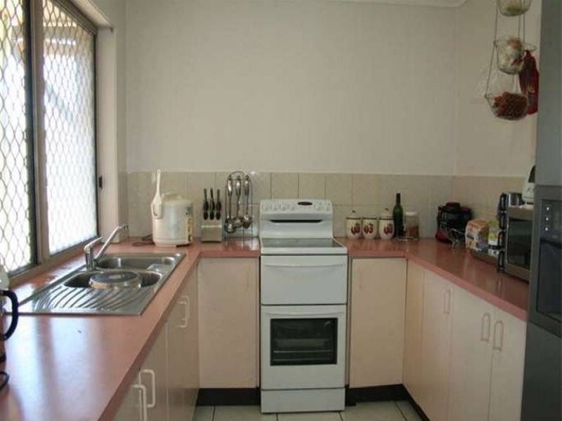 Durack QLD 4077