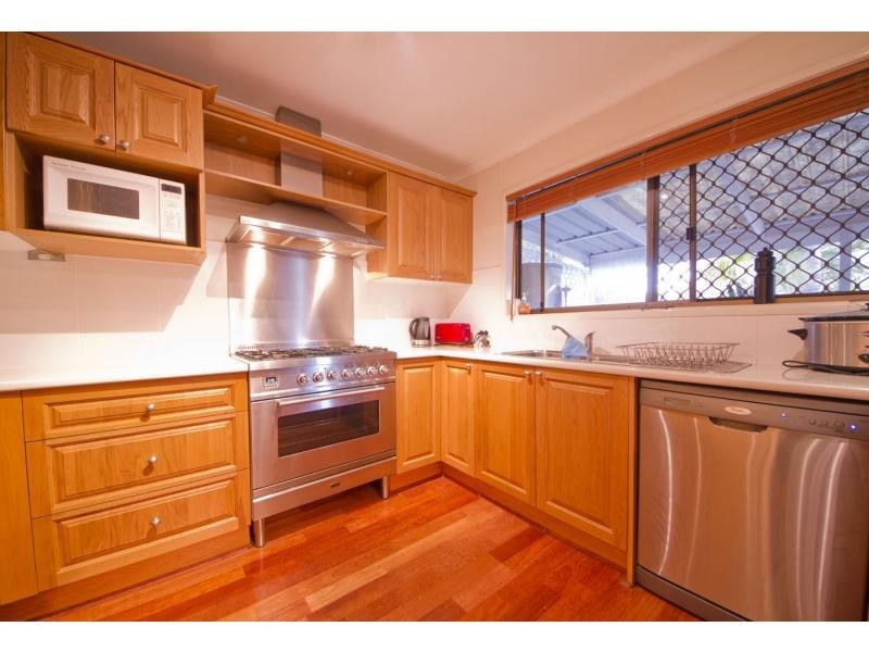 38 Deniven Street, Corinda QLD 4075