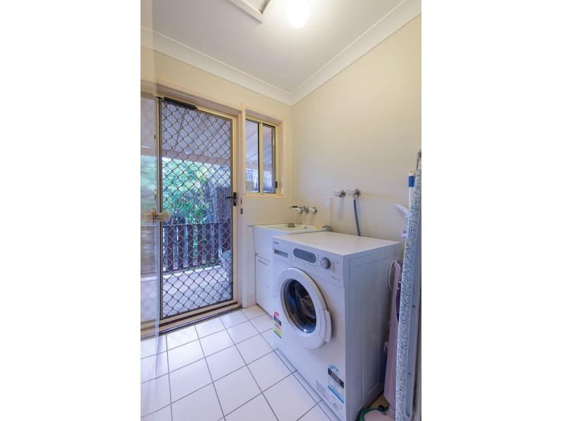 79 Fremont Street, Seventeen Mile Rocks QLD 4073