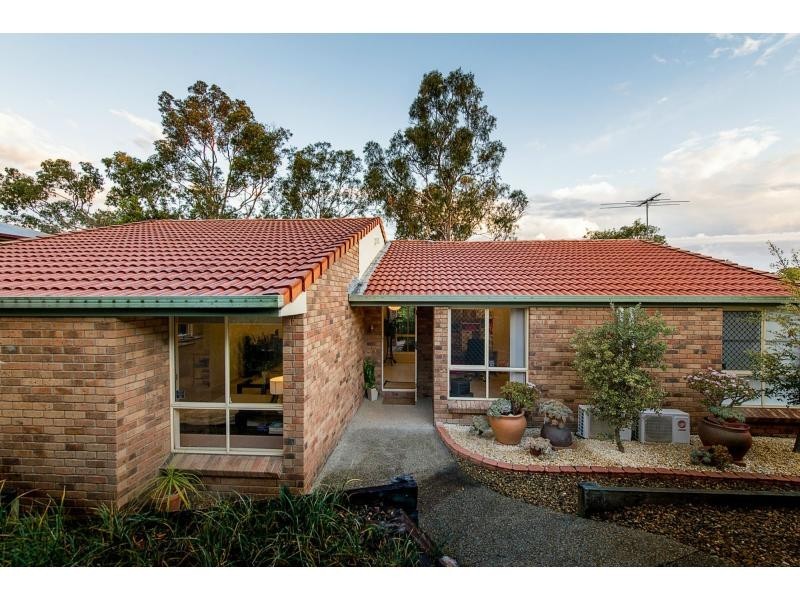 79 Fremont Street, Seventeen Mile Rocks QLD 4073