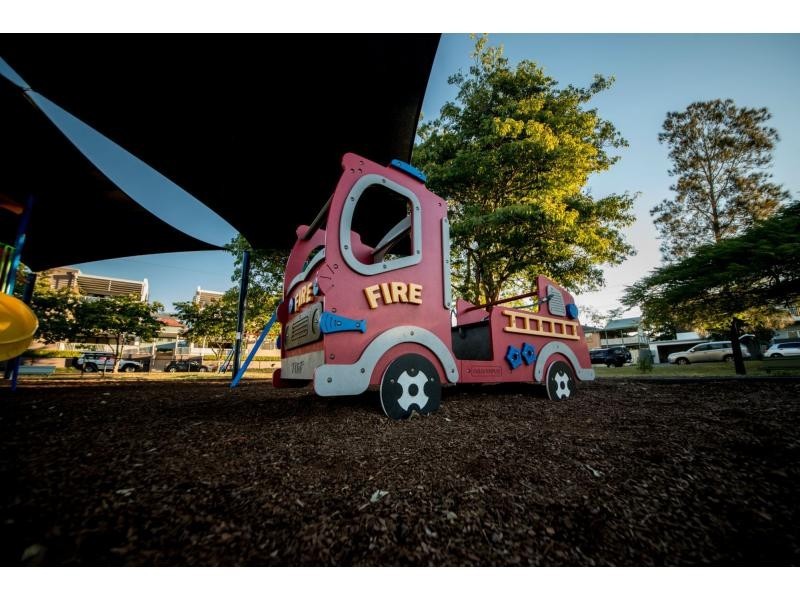 20/327 Verney Road East, Graceville QLD 4075