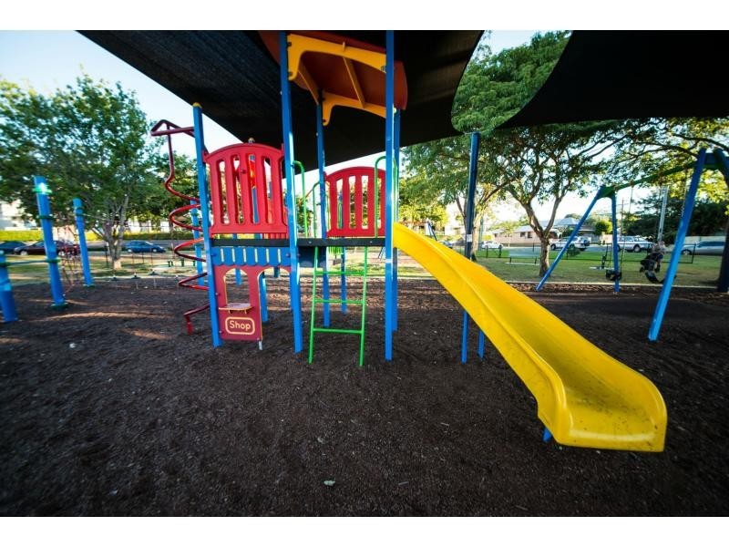 20/327 Verney Road East, Graceville QLD 4075