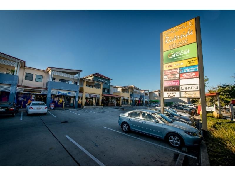 20/327 Verney Road East, Graceville QLD 4075