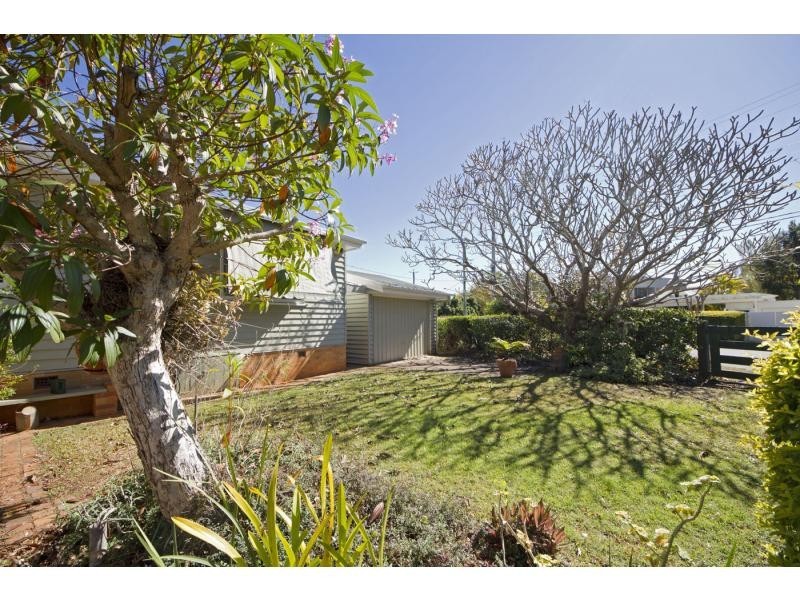 116 Berry Street, Sherwood QLD 4075