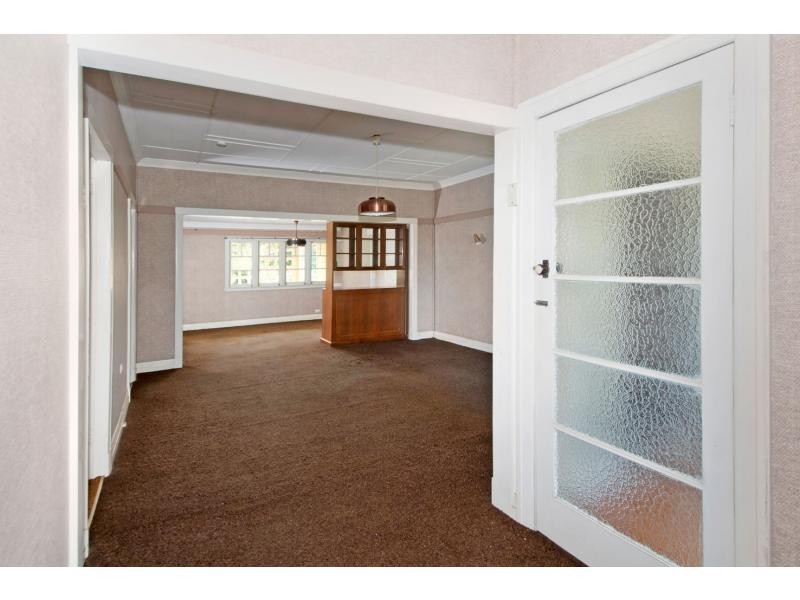 95 McCaul Street, Indooroopilly QLD 4068