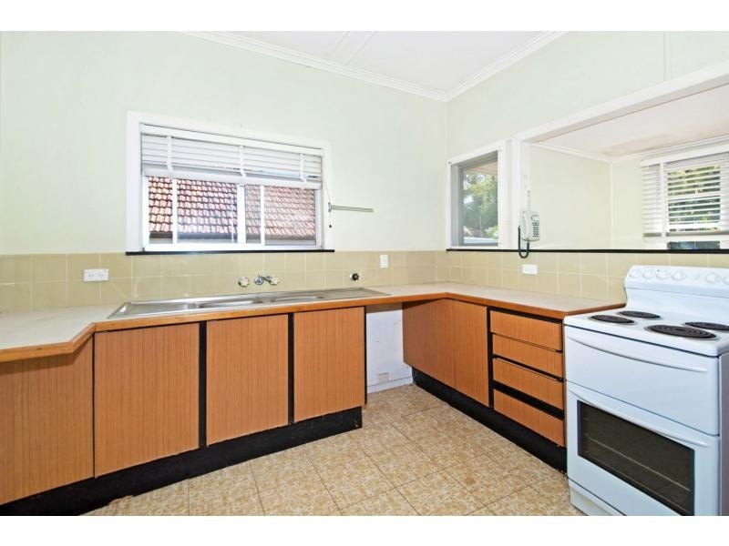 95 McCaul Street, Indooroopilly QLD 4068