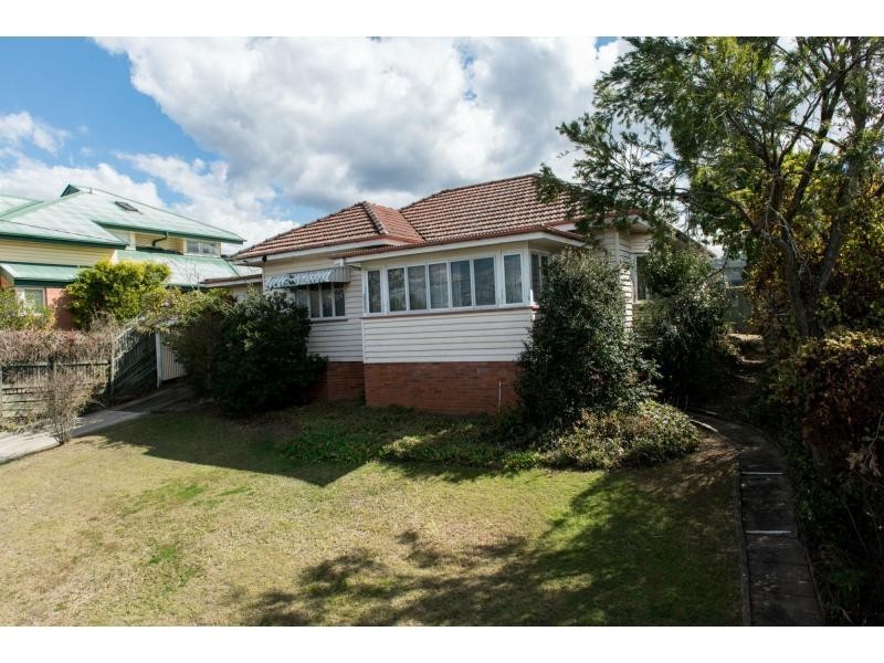 59 Manchester Terrace, Indooroopilly QLD 4068