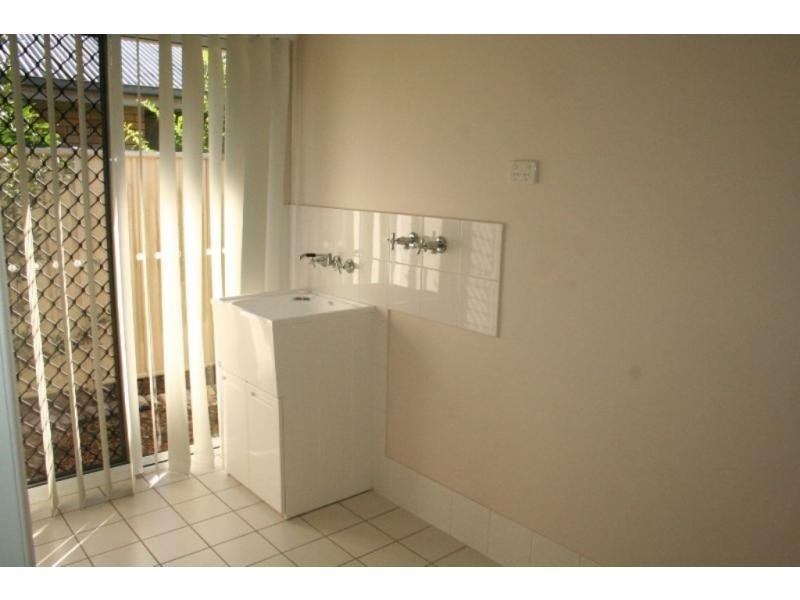 42 Hazlehead Place, Oxley QLD 4075