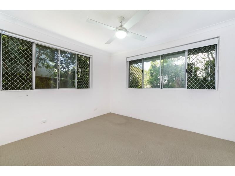 1/24 Thallon Street, Sherwood QLD 4075