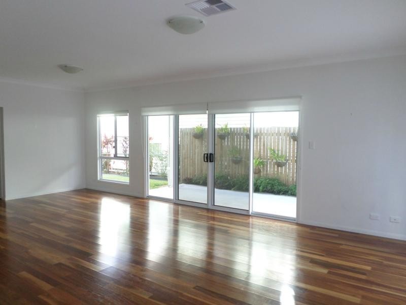 67 White Street, Graceville QLD 4075