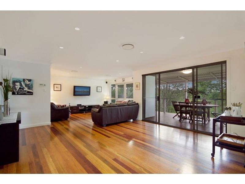 5 Strathburn Street, Oxley QLD 4075