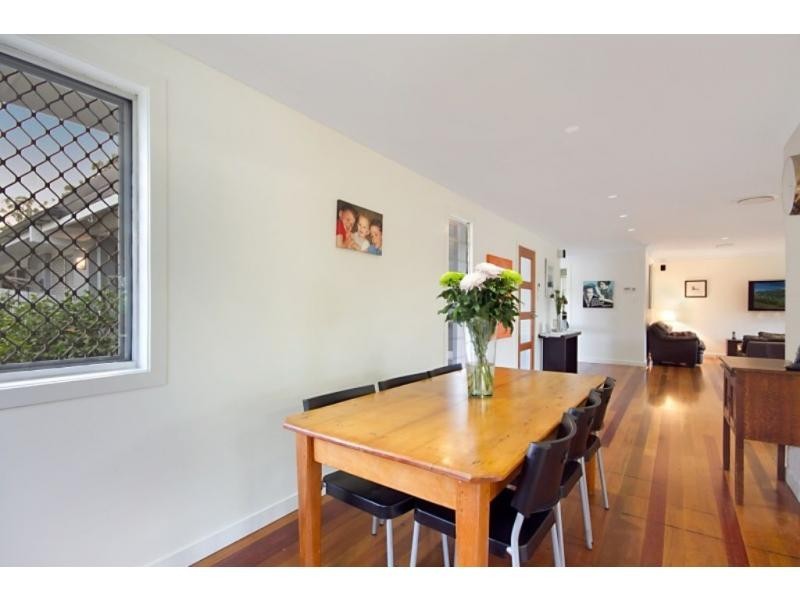 5 Strathburn Street, Oxley QLD 4075