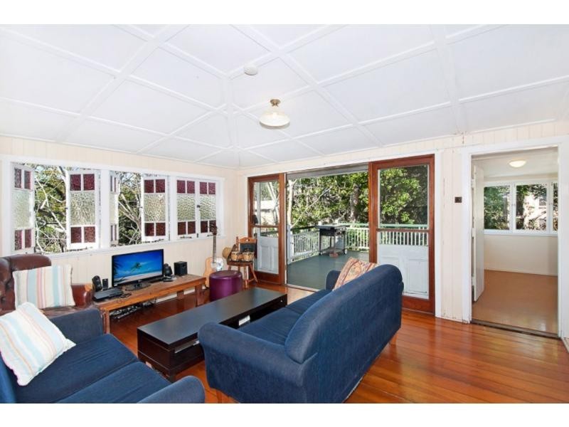 38 Beatrice Street, Taringa QLD 4068