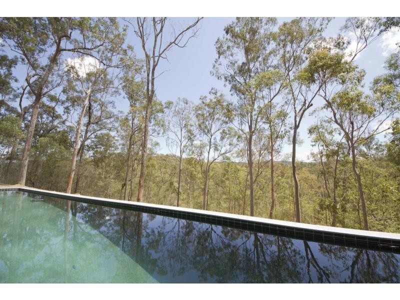 19 Lilly Pilly Road, Pullenvale QLD 4069