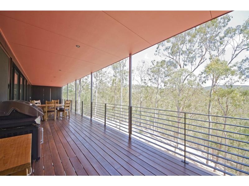 19 Lilly Pilly Road, Pullenvale QLD 4069