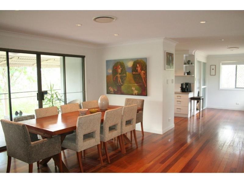 5 Strathburn Street, Oxley QLD 4075