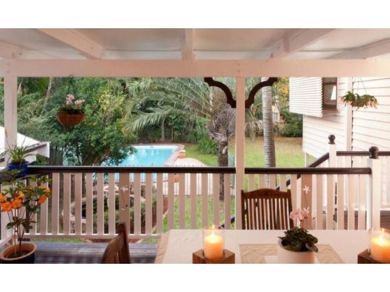 82 Hargreaves Avenue, Chelmer QLD 4068