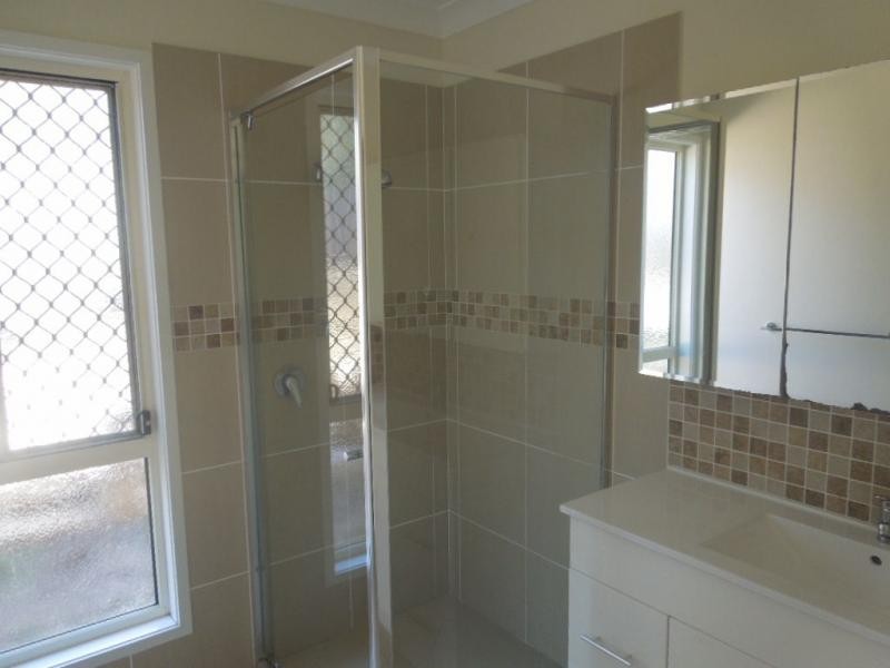 55 Flower Place, Richlands QLD 4077