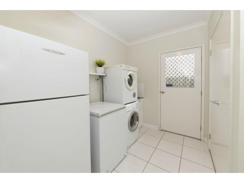 7 Rowan Street, Heathwood QLD 4110