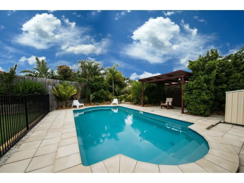 7 Rowan Street, Heathwood QLD 4110