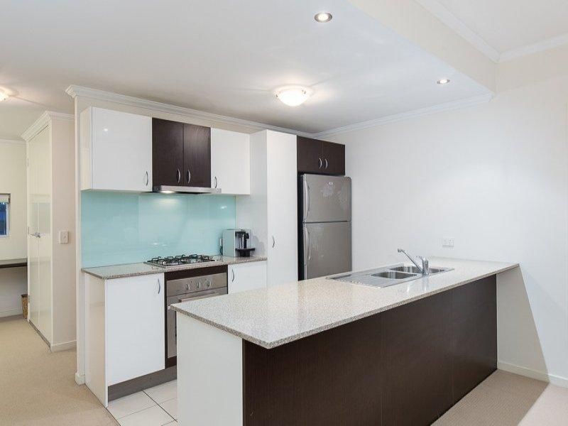 Unit 6/95 Clarence Road, Indooroopilly QLD 4068