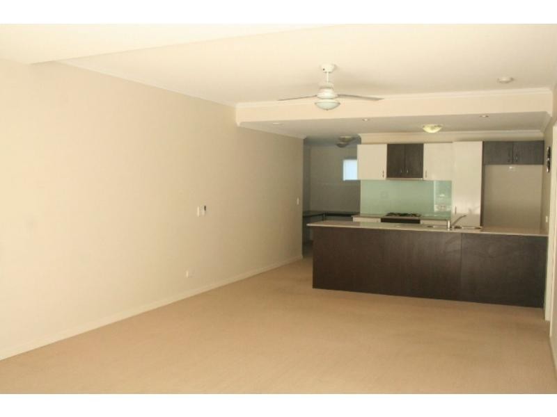 Unit 6/95 Clarence Road, Indooroopilly QLD 4068