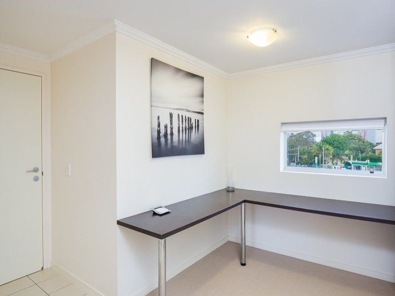 Unit 6/95 Clarence Road, Indooroopilly QLD 4068