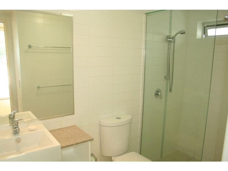 Unit 6/95 Clarence Road, Indooroopilly QLD 4068