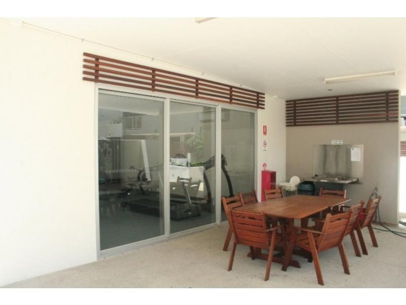 Unit 6/95 Clarence Road, Indooroopilly QLD 4068