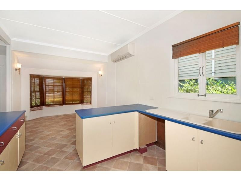 18 Austral Avenue, Graceville QLD 4075